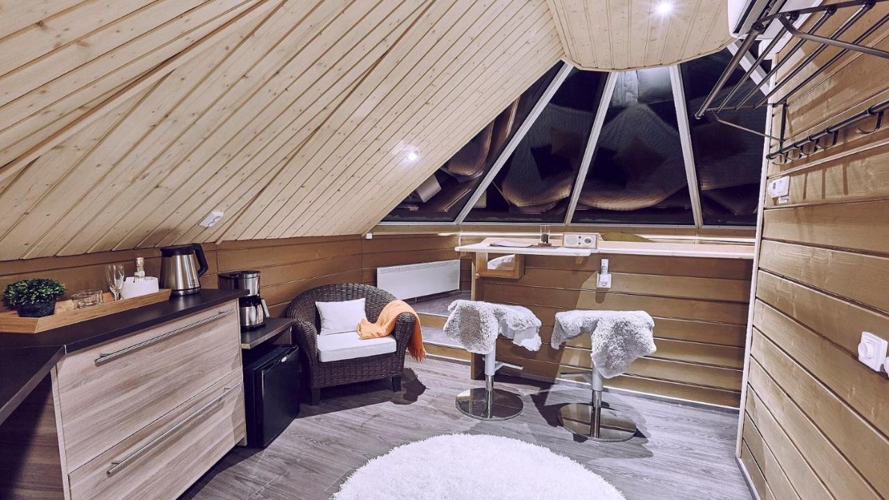 Pyhan Asteli Aurora Igloos & Suites Pyhätunturi Extérieur photo